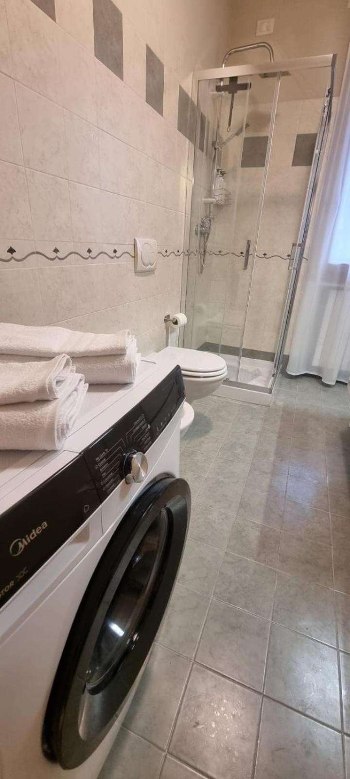 Hoya Apartment Sirmione Exterior photo