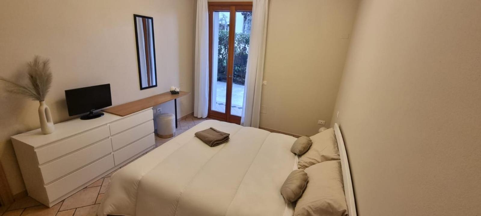 Hoya Apartment Sirmione Exterior photo